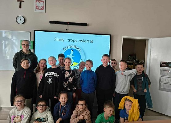 Klasa 3 po zajęciach o śladach i tropach