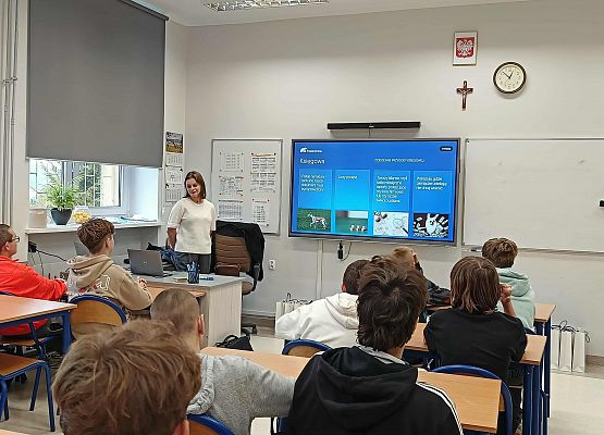 klasa 8a podczas lekcji z doradztwa zawodowego