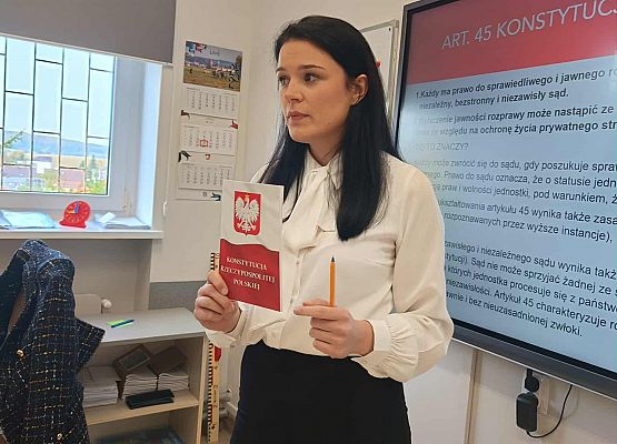 Pani Sylwia opowiada o Konstytucji