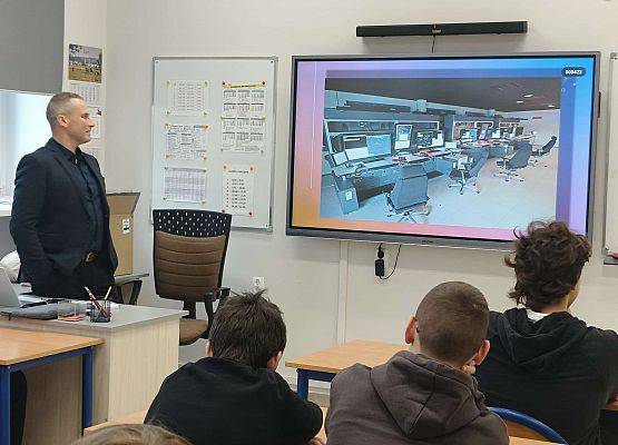 miejsce pracy kontrolerów ruchu lotniczego