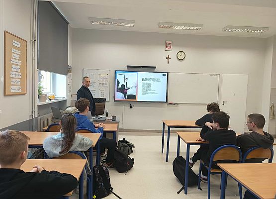 Pan Tomasz opowiada o szkole