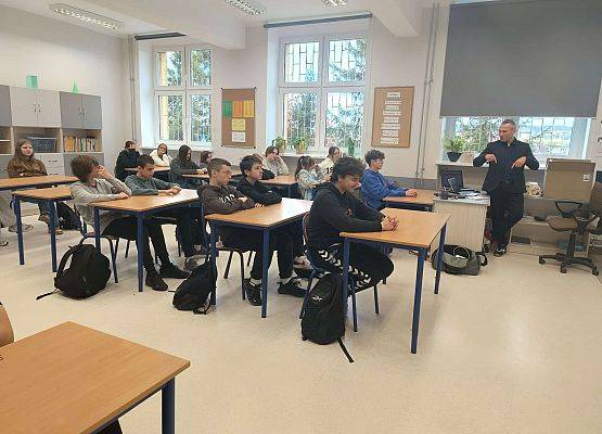 klasa 8a podczas lekcji