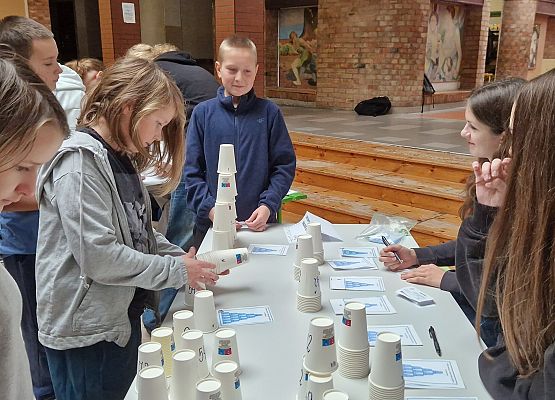 Grafika 20: XV Światowy Dzień Tabliczki Mnożenia