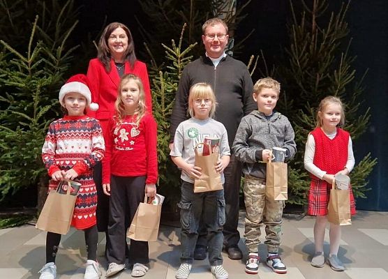 Grafika 5: Podsumowanie konkursów na szkolnym apelu