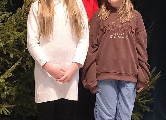 Grafika 7: Podsumowanie konkursów na szkolnym apelu