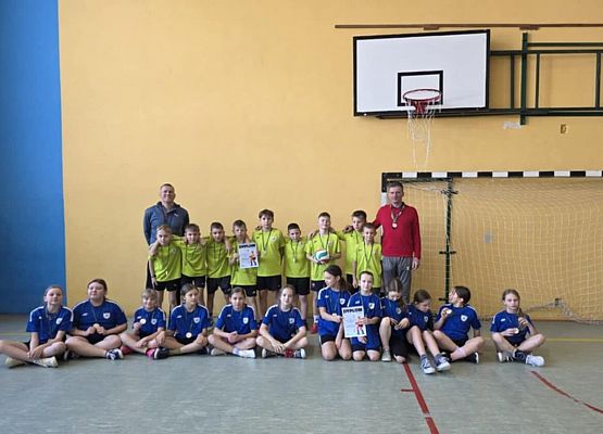 Zawodnicy z nauczycielami