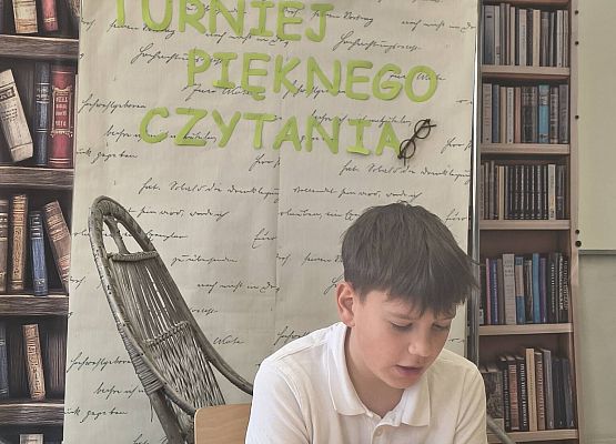 Ignacy czyta