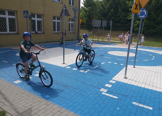 Grafika 39: Dzień Dziecka w naszej szkole pełen radości i atrakcji