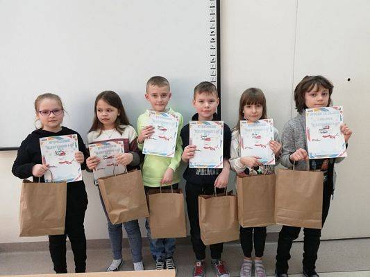 Grafika #1: WYNIKI KONKURSU PLASTYCZNEGO Z CYKLU CZTERY PORY ROKU ZIMA dla klas I-III