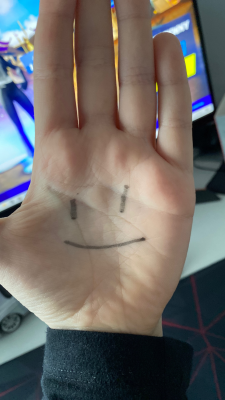  Grafika #17: Nie widać mnie, ale wszystko u mnie OK