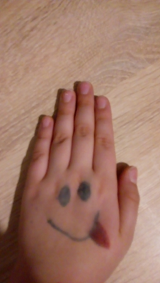  Grafika #11: Nie widać mnie, ale wszystko u mnie OK