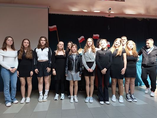 dziewczynki starsze wyróżnione w sporcie