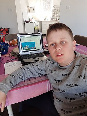  Grafika #3: W poszukiwaniu świąt w Escape Room