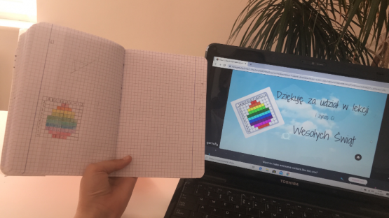  Grafika #6: W poszukiwaniu świąt w Escape Room