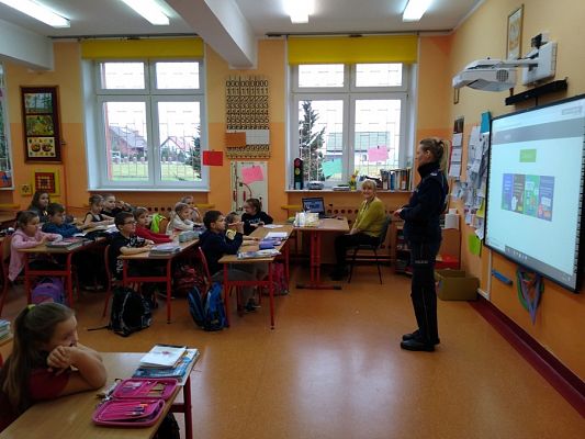 Grafika #2: Miesiąc Bezpieczeństwa