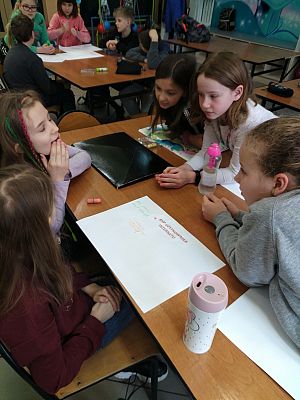 Grafika #7: Miesiąc Bezpieczeństwa