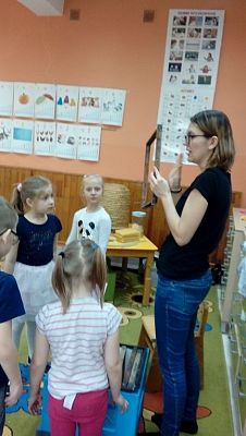 Grafika #1: Warsztaty pszczelarskie