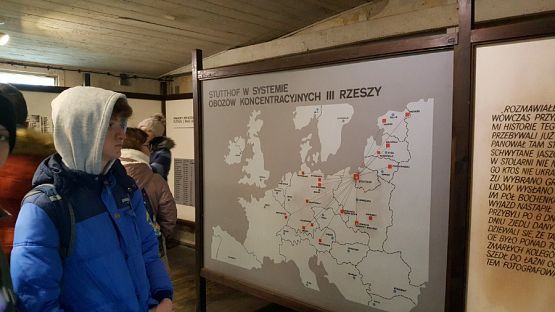  Grafika #13: Muzeum Stutthof