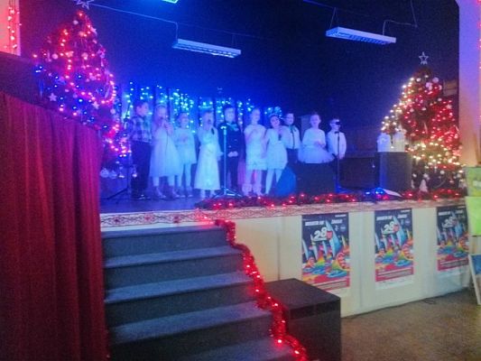  Grafika #1: Występ dzieci z grupy 0 "b" podczas XXVIII Finału Wielkiej Orkiestry Świątecznej Pomocy.