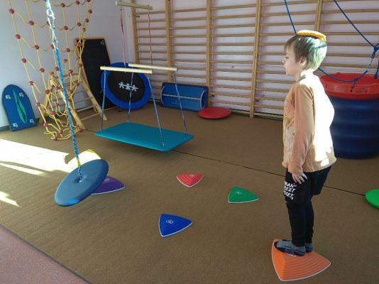  Grafika #1: SALA DO INTEGRACJI SENSORYCZNEJ