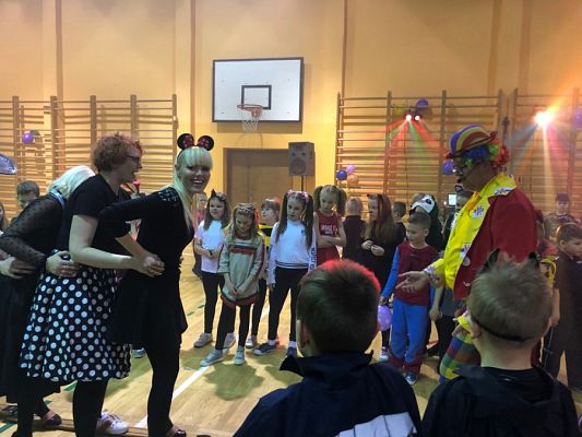  Grafika #5: Bal karnawałowy klasy 0-3