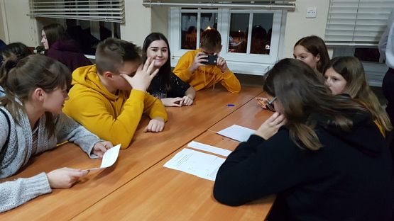 Grafika #33: Nerd Night