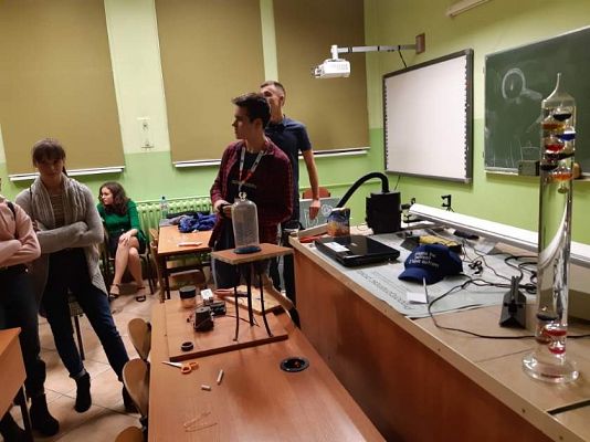 Grafika #5: Nerd Night