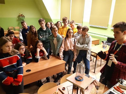 Grafika #9: Nerd Night