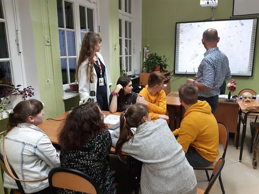 Grafika #13: Nerd Night