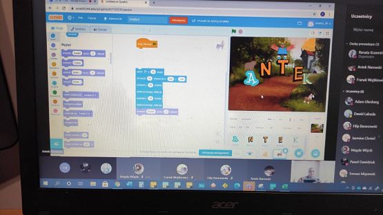  Grafika #1: Animujemy swoje imię w Scratch