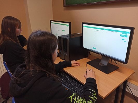 Grafika #2: Przygotowujemy ankietę "Czy zdrowo się odżywiasz"