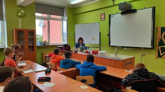 Grafika #18: OGÓLNOPOLSKI DZIEŃ GŁOŚNEGO CZYTANIA