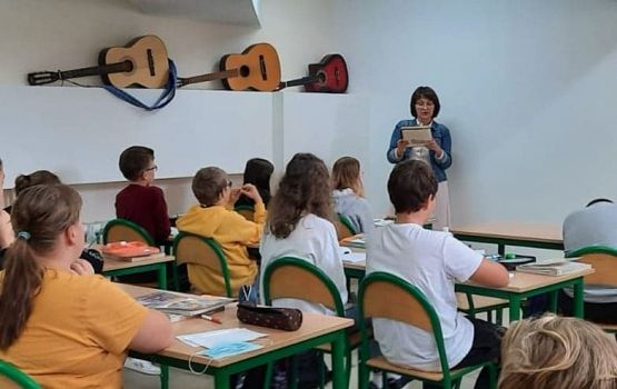 Grafika #19: OGÓLNOPOLSKI DZIEŃ GŁOŚNEGO CZYTANIA