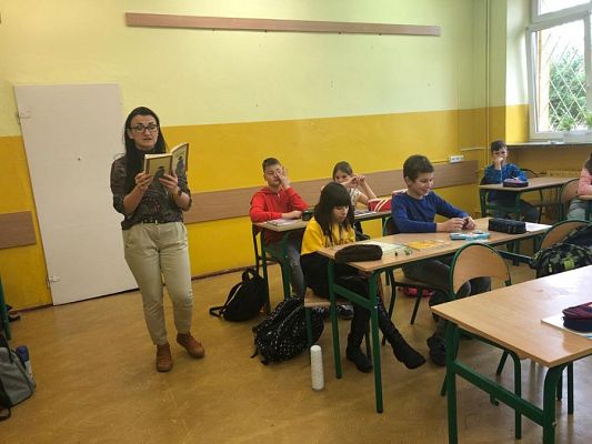  Grafika #4: OGÓLNOPOLSKI DZIEŃ GŁOŚNEGO CZYTANIA