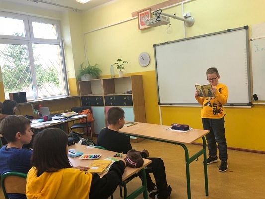 Grafika #2: OGÓLNOPOLSKI DZIEŃ GŁOŚNEGO CZYTANIA