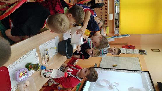  Grafika #1: Dzień chłopaka w 3b