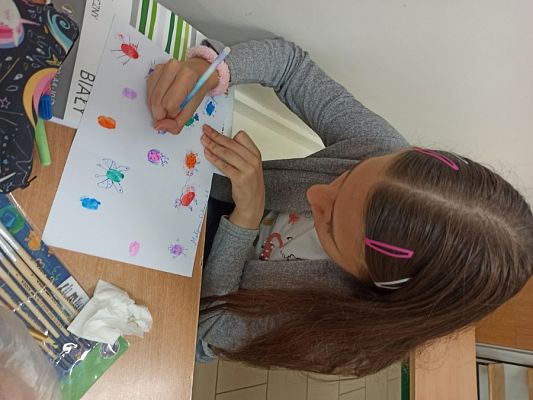  Grafika #104: Międzynarodowy Dzień Kropki