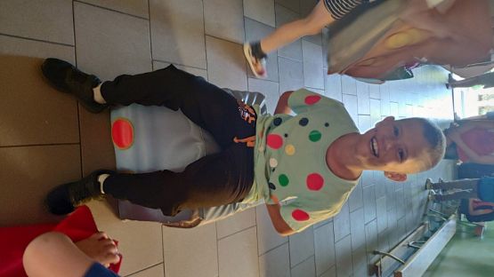  Grafika #43: Międzynarodowy Dzień Kropki