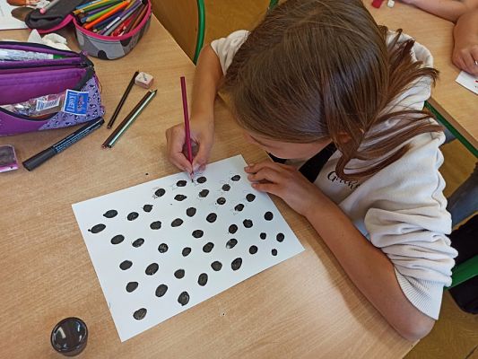  Grafika #143: Międzynarodowy Dzień Kropki