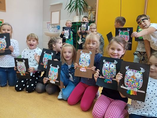  Grafika #0: Międzynarodowy Dzień Kropki