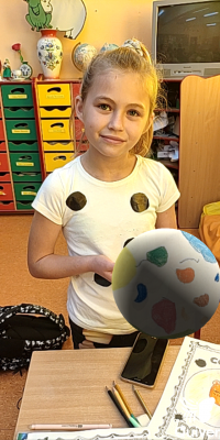  Grafika #37: Międzynarodowy Dzień Kropki