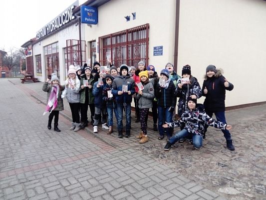  Grafika #5: Idą Święta, nie o SMS-ie, lecz o kartce pamiętaj 