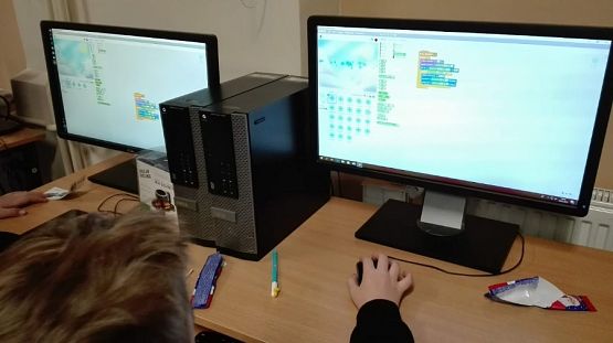  Grafika #9: Kółko informatyczne w ramach CMI