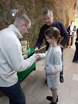  Grafika #15: Zawody strzeleckie o mistrzostwo szkoły z broni pneumatycznej