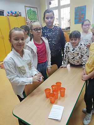  Grafika #2: Andrzejki klasowe uczniów klasy 3B