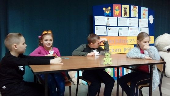  Grafika #3: Dzień Pluszowego Misia