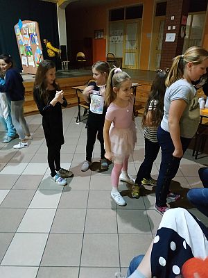  Grafika #2: Zabawa andrzejkowa