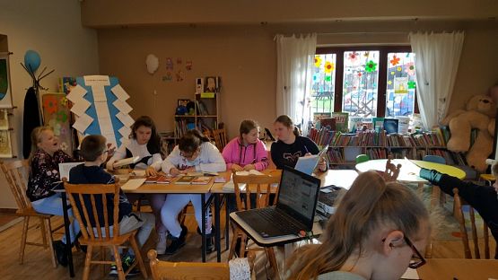 Grafika #7: Podaruj wiersz