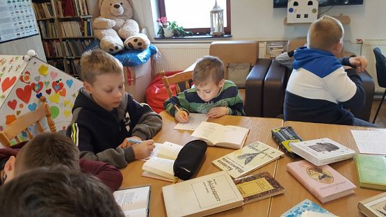 Grafika #9: Podaruj wiersz