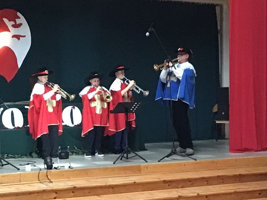 Grafika #0: Uroczysty apel z okazji Narodowego Święta Niepodległości